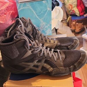 ASICS Black High-Top Sneakers wrestling  size 12